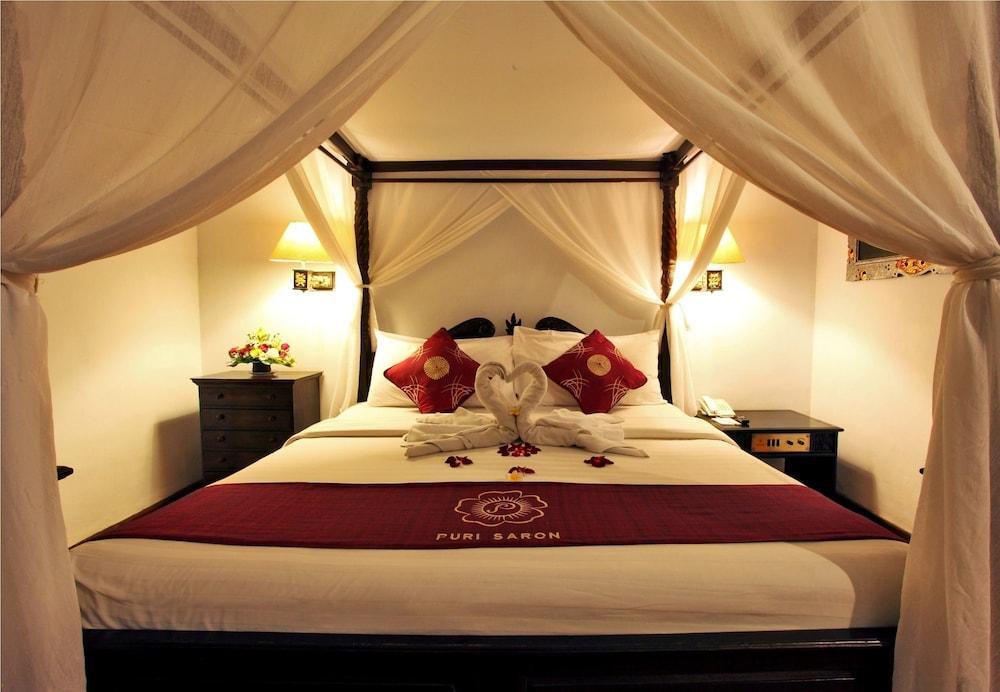 Puri Saron 4*